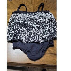 Maxine of Hollywood Womens Black White Tropical Blouson One Piece Swimsuit 18W